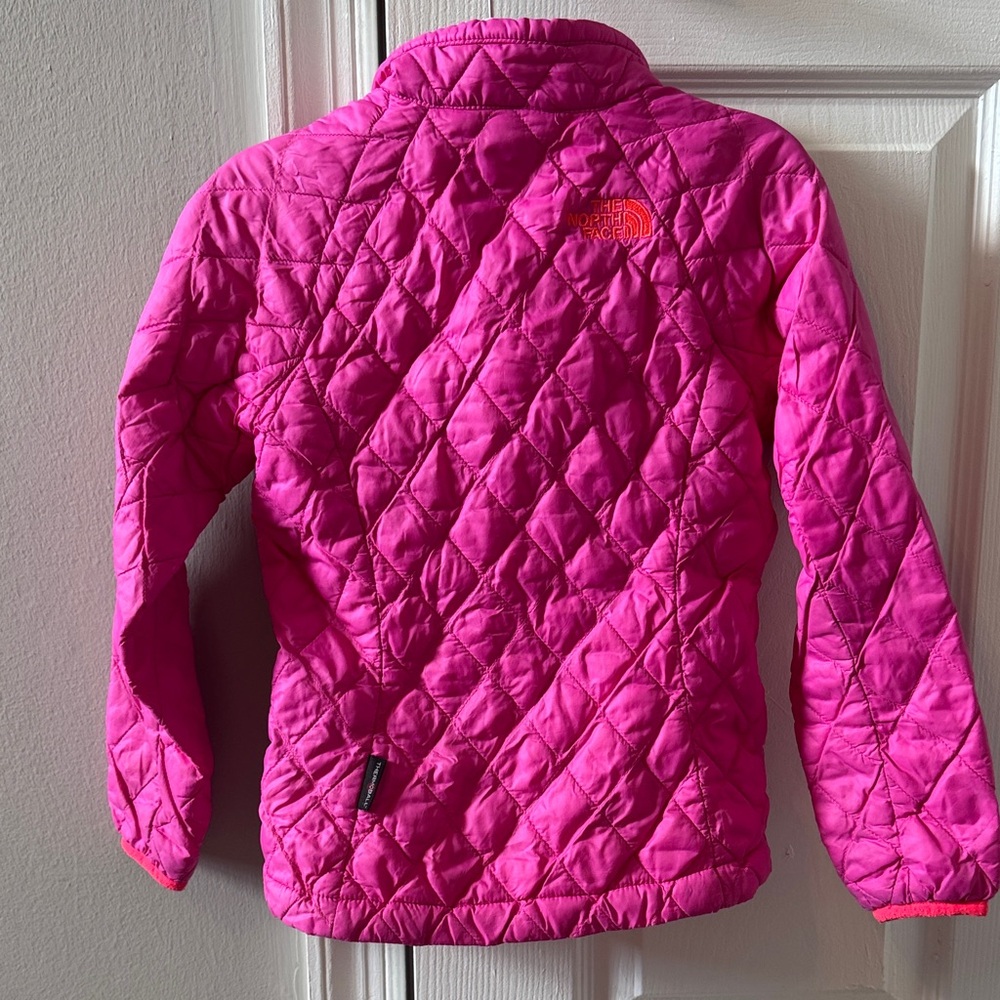 The North Face Kids Pink Quilted Thermoball Puffer XXS (5) - Picture 7 of 14